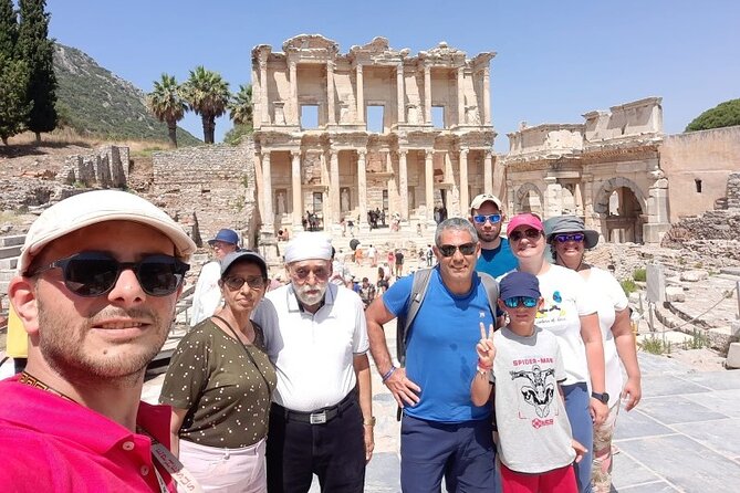 ALL INCLUSIVE: PRIVATE Ephesus, Mary's House, Artemis with LUNCH - Meeting your guide at Kuşadası Port