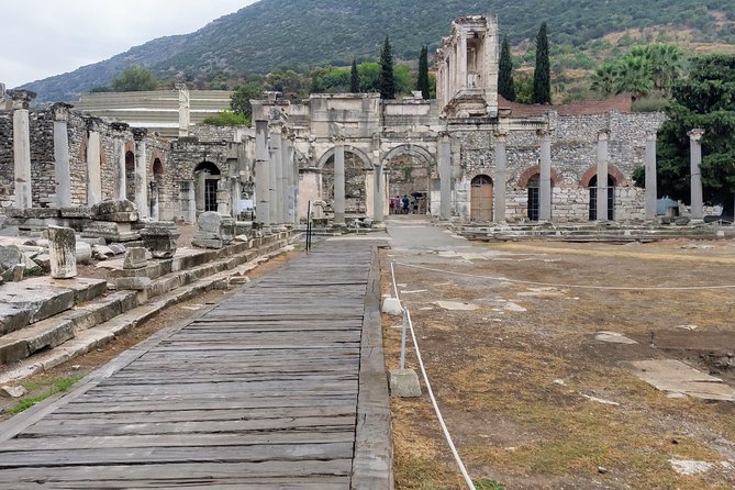 ALL INCLUSIVE Private Ephesus, Terrace Houses tour with LUNCH - The Temple of Artemis in a short final stop