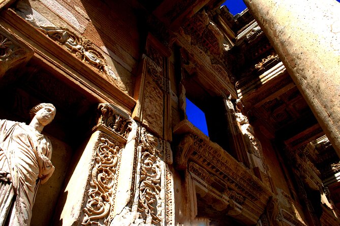 Ancient Ephesus and Pamukkale Tour from-to Kusadasi or Selcuk - Lunch in a local restaurant