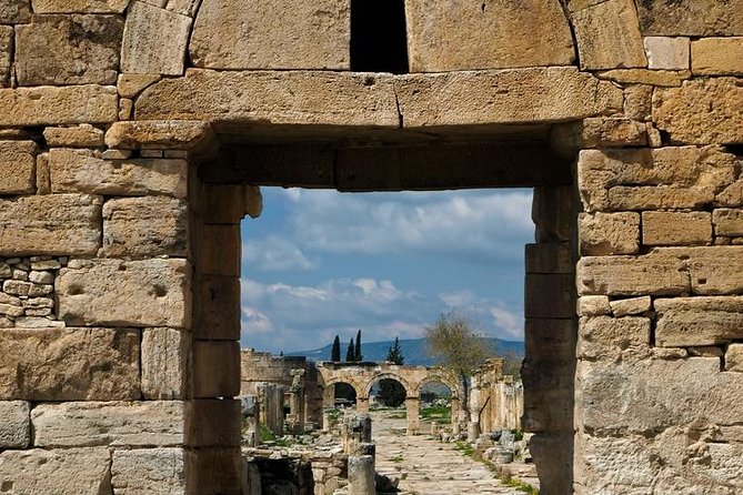 Day Tour - Pamukkale, Travertines and Hierapolis Tour from Kusadasi - Why Pamukkale is worth the long ride from Kusadasi