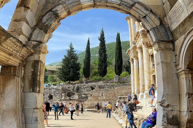 Economic Explorer Ephesus Tour - The Great Theater and the sound of public life