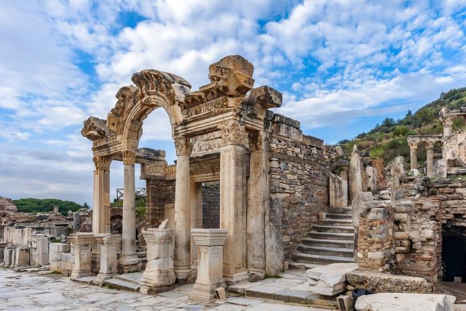 Ephesus and House of Virgin Mary From Kusadasi or Selcuk - Timing, comfort, and what to bring