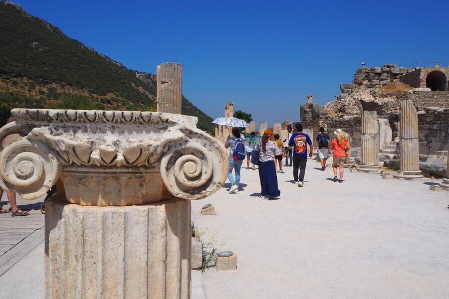 Ephesus: Half-Day Tour from Kusadasi - Finding Ephesus’s ancient advertisement
