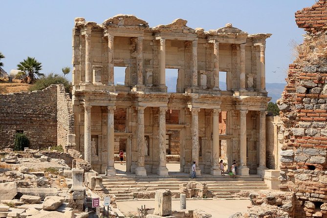 Ephesus Highlights Tour for Cruisers from Kuşadası Port - The Terrace Houses reveal Ephesus behind the grand monuments