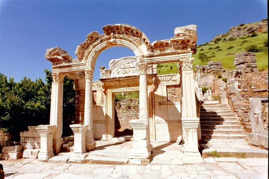Ephesus: House of Virgin Marry & Artemis w Lunch & Ticket - Key points at a glance