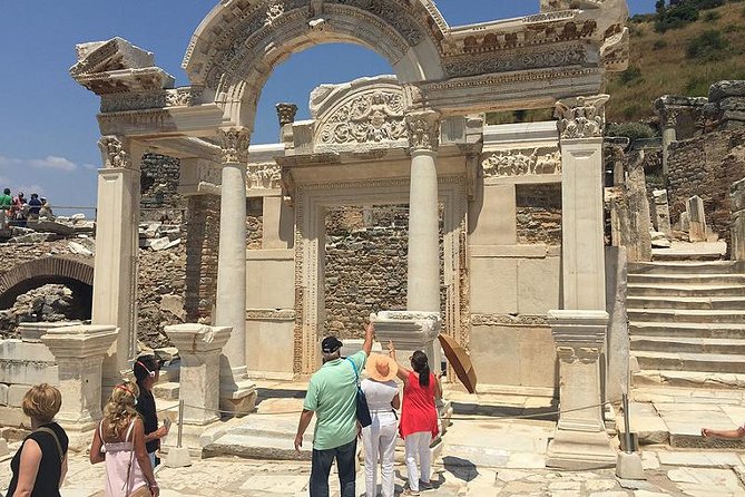 Ephesus Private Tour with Historian Guide - Why a private guide changes Ephesus