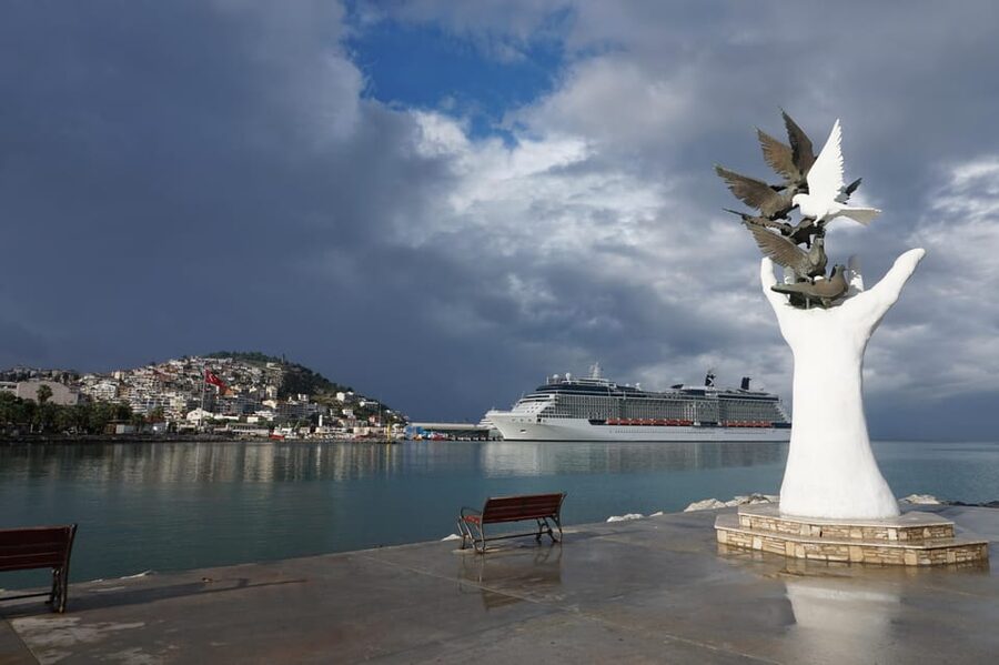 Ephesus Small Group Tour For Cruise Guests - A 105-minute lunch stop in Selcuk