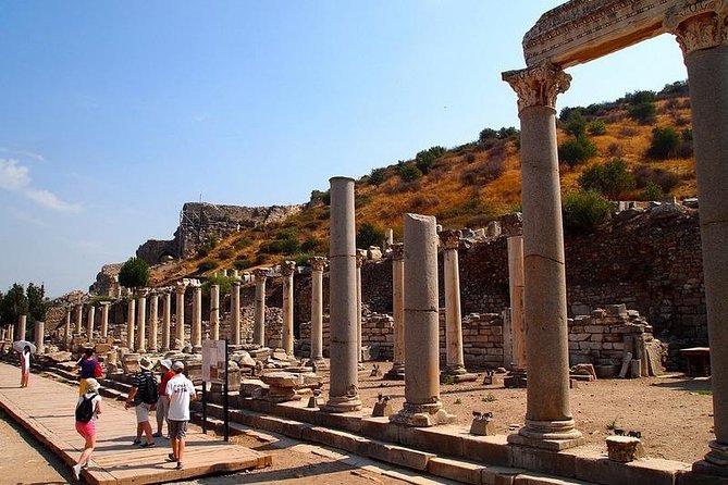 Ephesus Small Group Tour From Kusadasi / Selcuk Hotels - Isa Bey Mosque and the layers of Selcuk