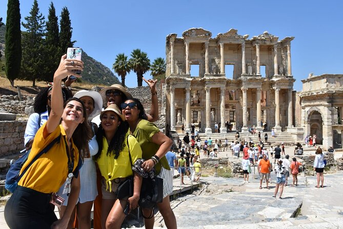 Ephesus Tour from Kusadasi Cruise Port (Skip The Line) - Meeting your guide at Kusadasi port