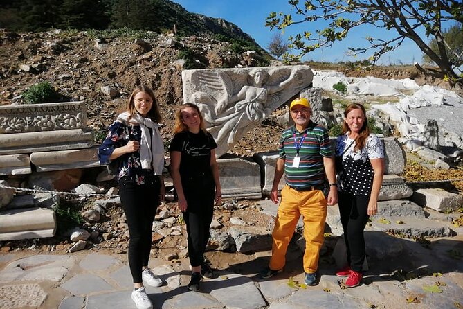 Ephesus tours Basilica of Saint John Turkish bath Tours - How the guiding and group size affect the day