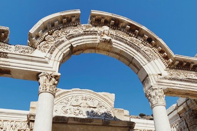 FOR CRUISE GUESTS ONLY / Private Best of Ephesus and Shopping Tour - The private vehicle makes a shore day easier