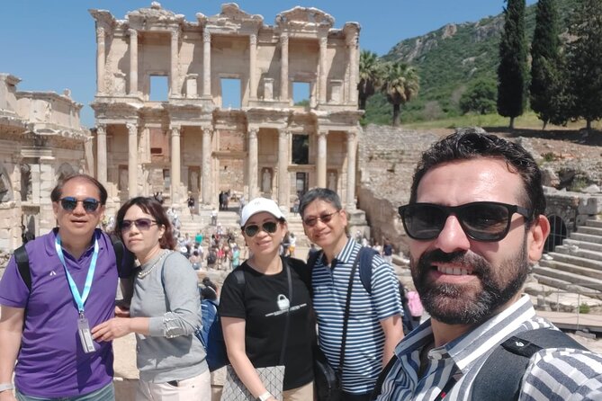 FOR CRUISERS : Ephesus Tour with Lunch - Mary’s House offers a quiet first stop
