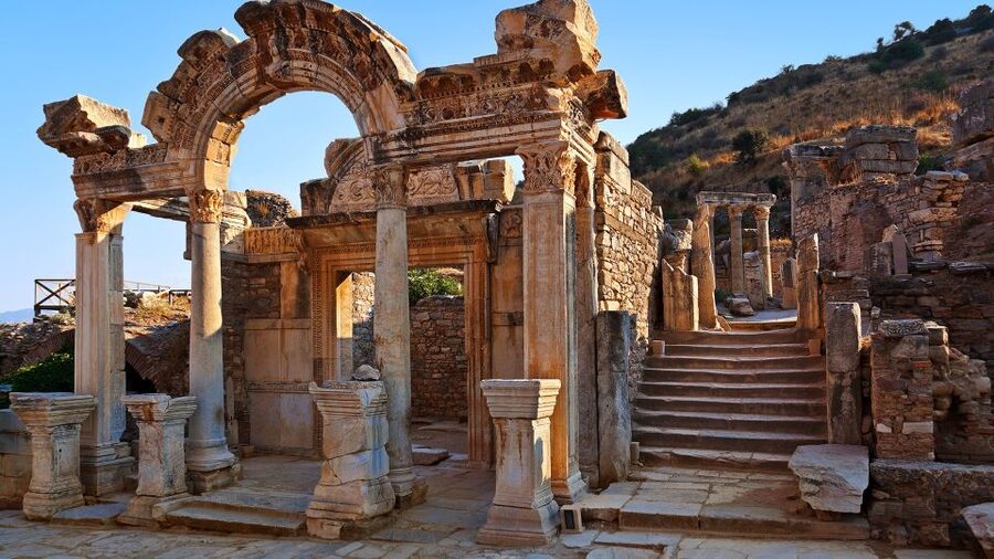 From Kusadasi: Ephesus and Pamukkale 2 Day Private Tour - Why this two-day pairing works