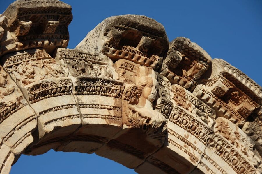 From Kusadasi: Ephesus Private Tour for Cruise Passengers - Temple of Artemis and the Selçuk views