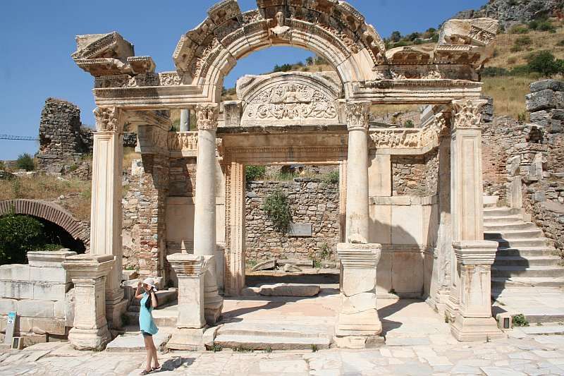 From Kusadasi or Izmir: Ephesus Private Tour - Transport, walking, and the best time to go