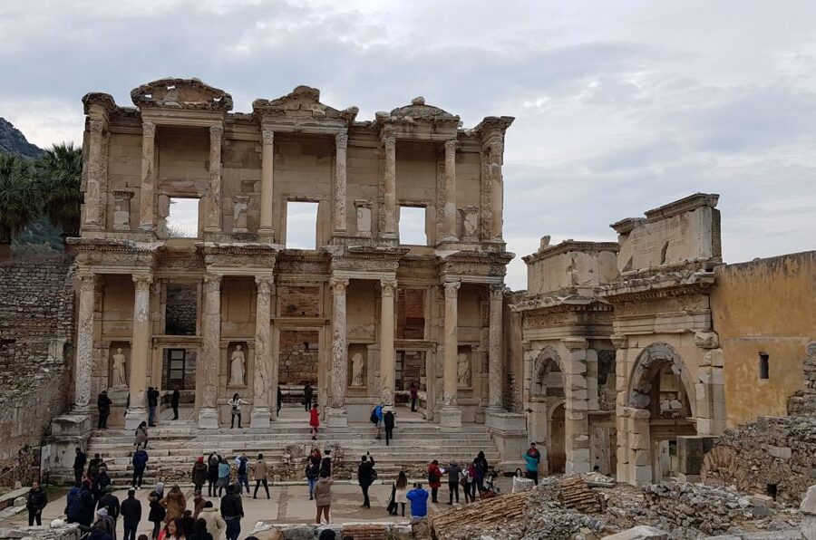 From Kusadasi/Selcuk: Highlights of Ephesus Small Group Tour - Pickup from Kusadasi or Selcuk