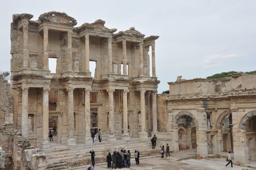 From Kusadasi/Selcuk: Highlights of Ephesus Small Group Tour - House of the Virgin Mary, a quiet opening stop