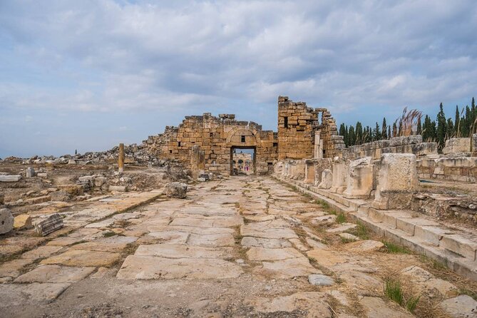 Full-day Pamukkale and Hierapolis Tour from Selcuk or Kusadasi - The real cost of an 11-hour excursion