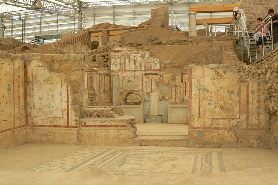 Kusadasi Cruise Port: Best of Ephesus Tour | Skip-The-Line - Lunch, Turkish tea, and the carpet stop