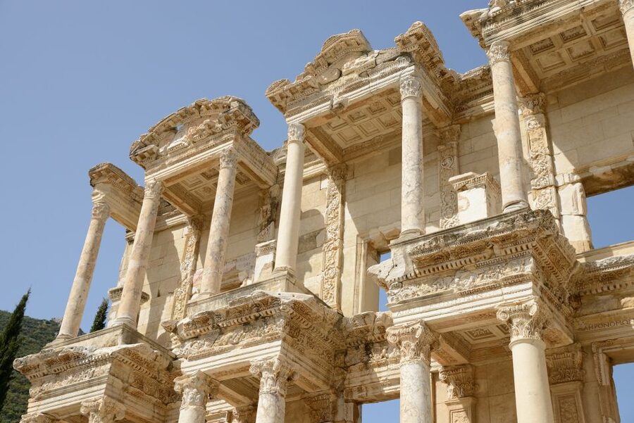Kusadasi: Ephesus & House of Virgin Mary Fully Guided Tour - Why Ephesus deserves the full day