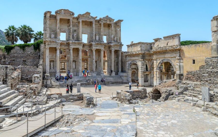 Kusadasi: Ephesus & House of Virgin Mary Fully Guided Tour - Temples, fountains, and the Great Theater