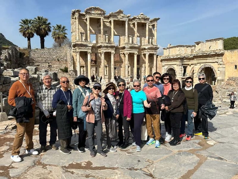 Kusadasi: Ephesus Private or Group Tour for Cruise Guests - Meeting your guide at Kusadasi Cruise Pier