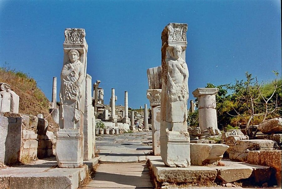 Kusadasi: Ephesus Small Group Tour - Who should book this tour