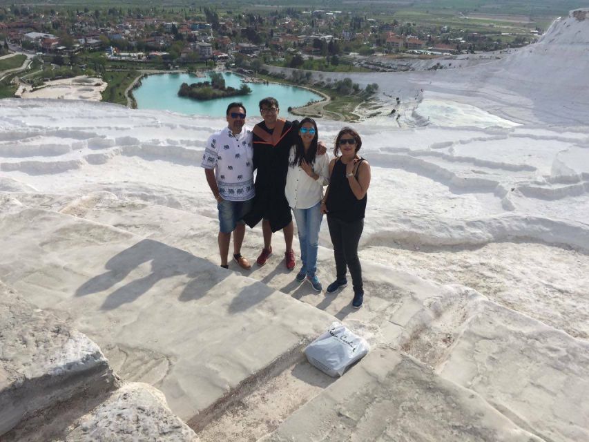 Kusadasi: Guided Pamukkale Tour - Guide quality and group experience
