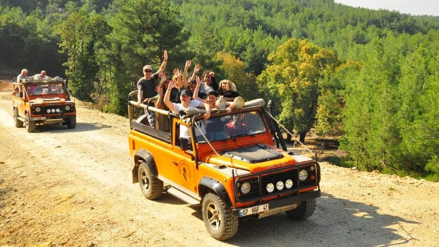 Kusadasi : Jeep Safari Tour - Dust, water fights, and group size