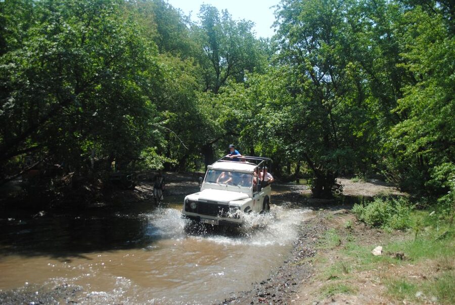 Kusadasi Jeep Safari w/ Lunch and Water Fight - BBQ lunch under the pine trees