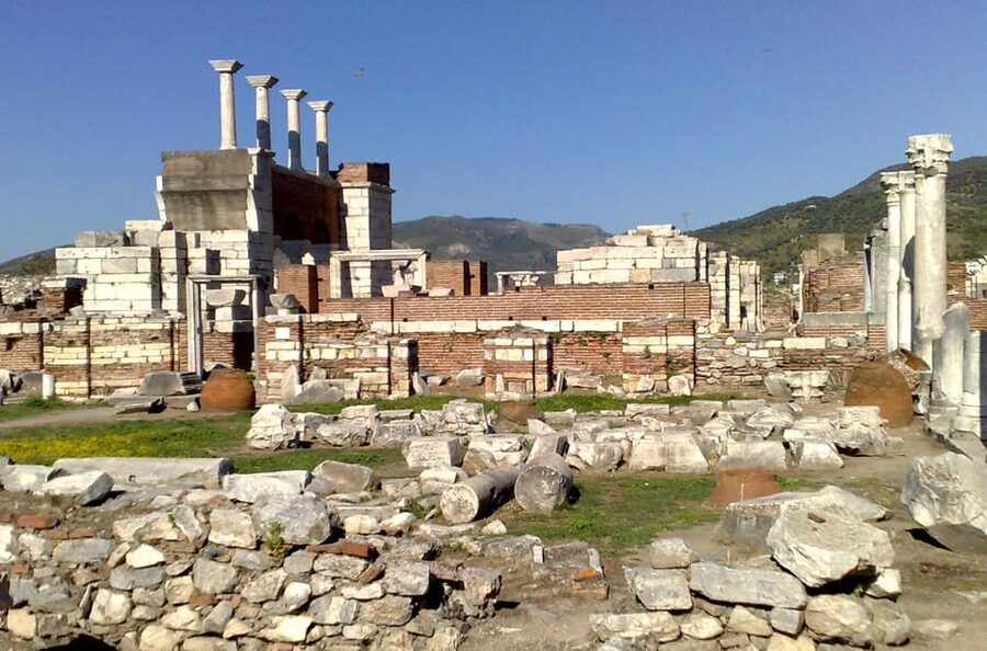 Kusadasi Port:Biblical Private Ephesus Tour | Skip-the-Line - Meeting your guide at Kusadasi Port