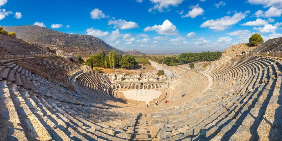 Kusadasi Port: Ephesus & Terrace Houses Tour (Skip-The-Line) - Curetes Street and the city’s grandest monuments