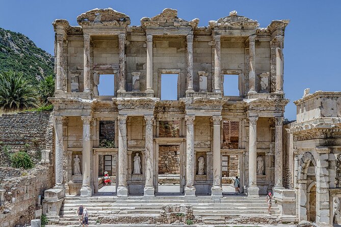 Kusadasi Port PRIVATE EPHESUS TOUR (fixed price 1 to 15 people) - Ephesus: two hours among Roman monuments