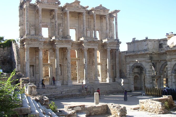 Kusadasi Port Private Ephesus Tour with LUNCH - Stories of Alexander, Mary, and Roman public life