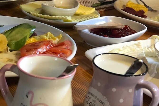 Kusadasi Selcuk Ephesus Gourmet and Street Food Tour - Starting in Kuşadası with practical port planning