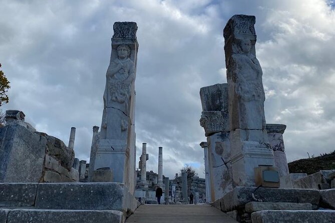 LESS Walking Tour : Private Ephesus, House of Virgin Mary, Temple - Who should choose this low-walking format?