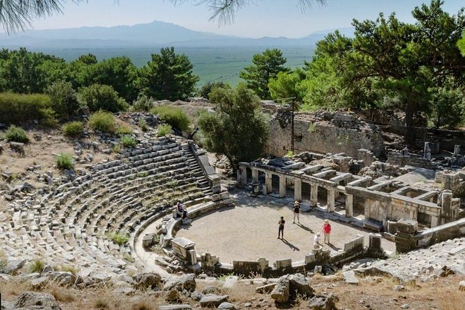 Priene Miletos Didyma Tour From Kusadasi / Selcuk Hotels - The small-group vehicle and the pace of the day