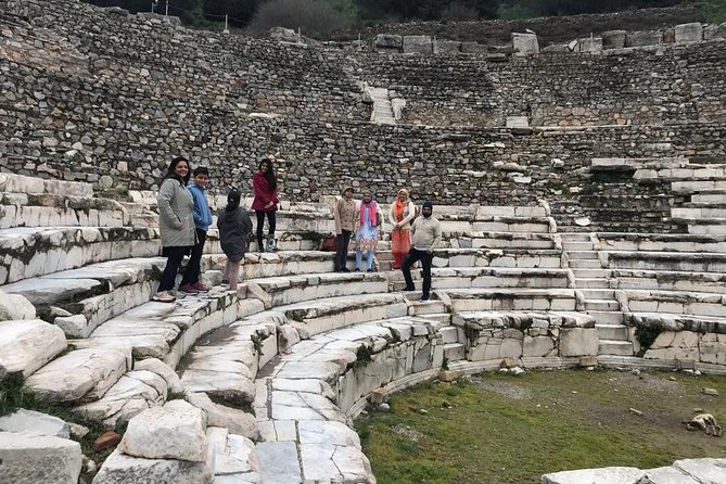 Private Ephesus & House of Mother Mary Tour - Walking through Ephesus from the Gate of Magnesia