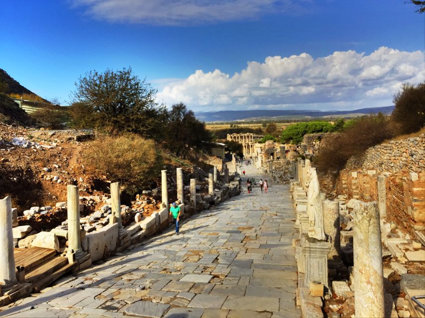 Private Ephesus, Terrace Houses, St. John's Basilica/grp opt - Artemis Temple, a brief stop with a famous name