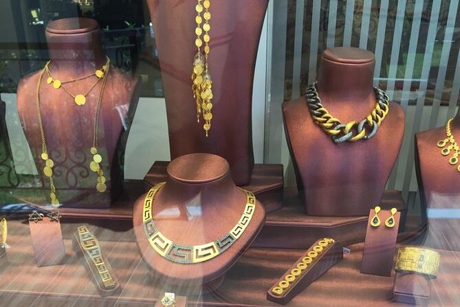 "private Ephesus tours "" wholesaler Shop Tours ""from cruise port Kusadasi " - Lunch, carpets, and the working side of Turkey