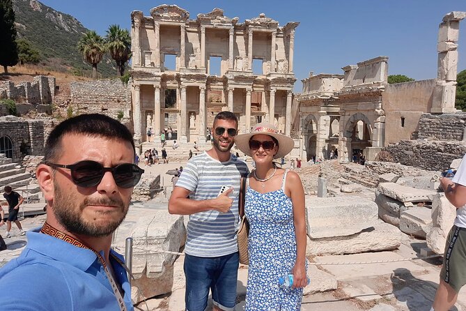 PRIVATE & GROUP: SKIP-THE-LINE EPHESUS with Wine Tasting & Lunch - Walking Ephesus from the Odeon to the Great Theatre