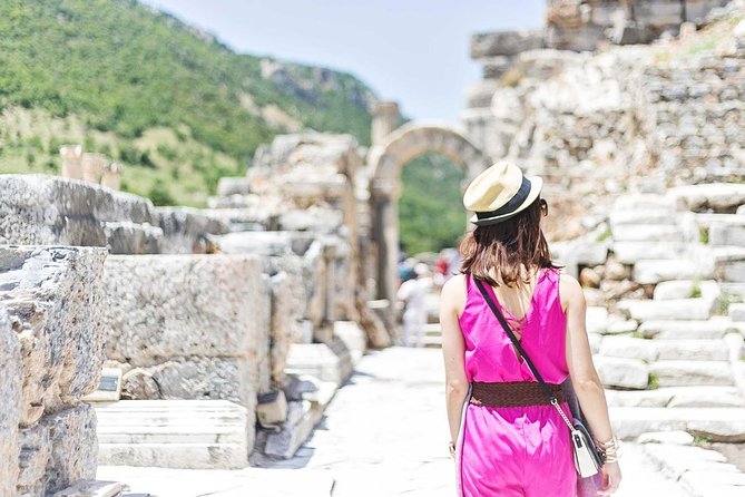 Private Van for Ephesus Tour from Kusadasi Port - Selcuk in a short half-hour visit