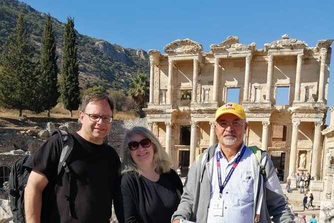 Private Virgin Mary House and Turkish Bath Tour with Pickup - Lunch and the Golden Fringe carpet stop