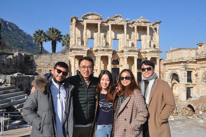 SKIP-THE-LINE: 4 Hours Ephesus Tour ONLY FOR CRUISERS from PORT - The drive from Kusadasi Port to Ephesus