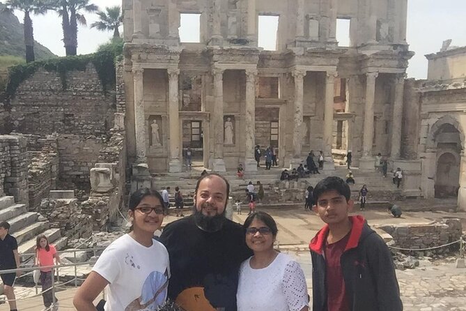 Skip The Line: Private Best of Ephesus Tour with Lunch - Mary’s House on the mountain