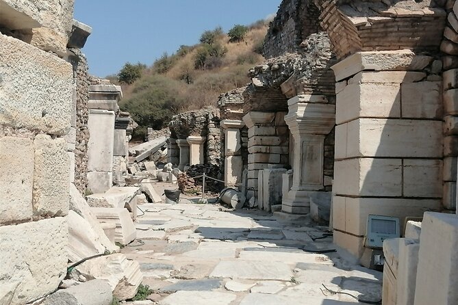 Small Group(MAX 12)EPHESUS&HOUSE OF VIRGIN MARRY TOUR FORCRUISERS - A practical half-day from Kusadasi