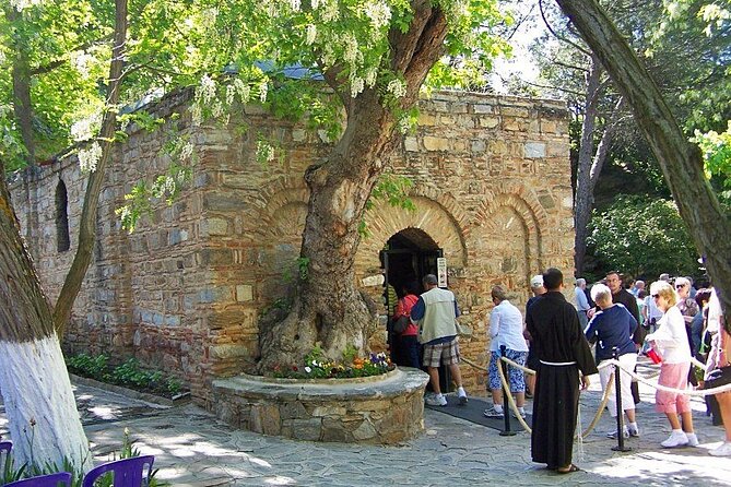 Traveler's choice: Ephesus, Mary House Tour WITH TICKETS+LUNCH - Meeting your guide at Kusadasi Port